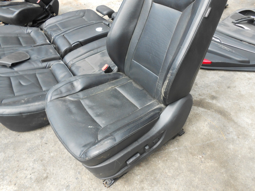 фото №7, Hyundai i40 kombi сиденья передние заднее сиденье задняя обшивки подлокотник комплект