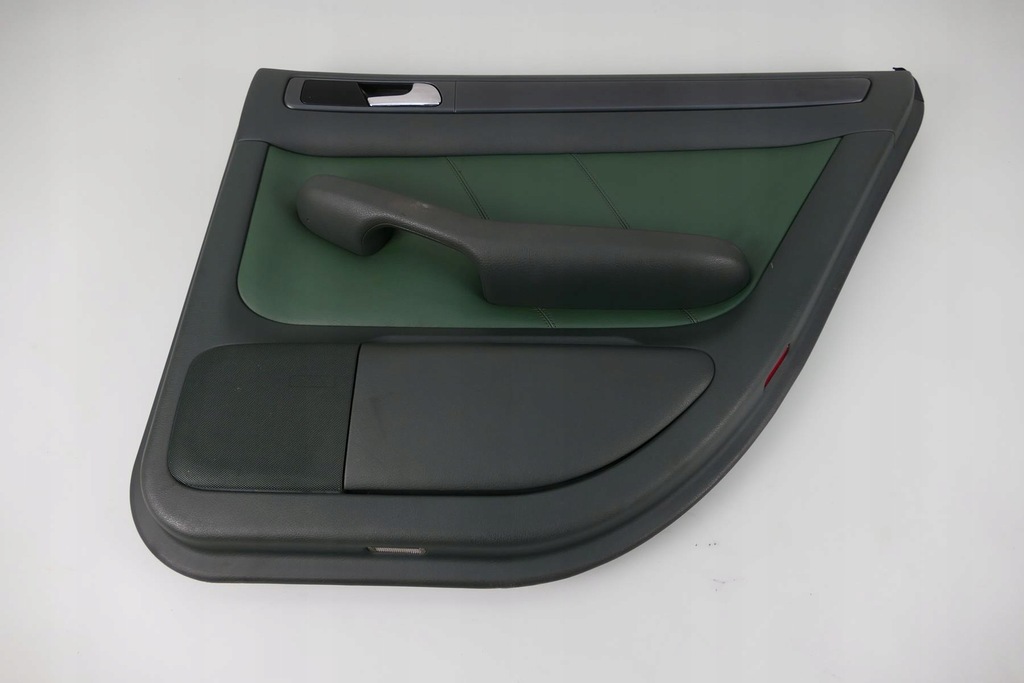 фото №1, Audi a6 c5 allroad обшивка двері правий задня