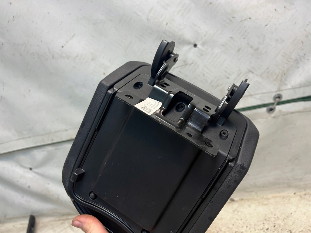 фото №7, Kia sportage v 21- подлокотник europa оригинальный номер