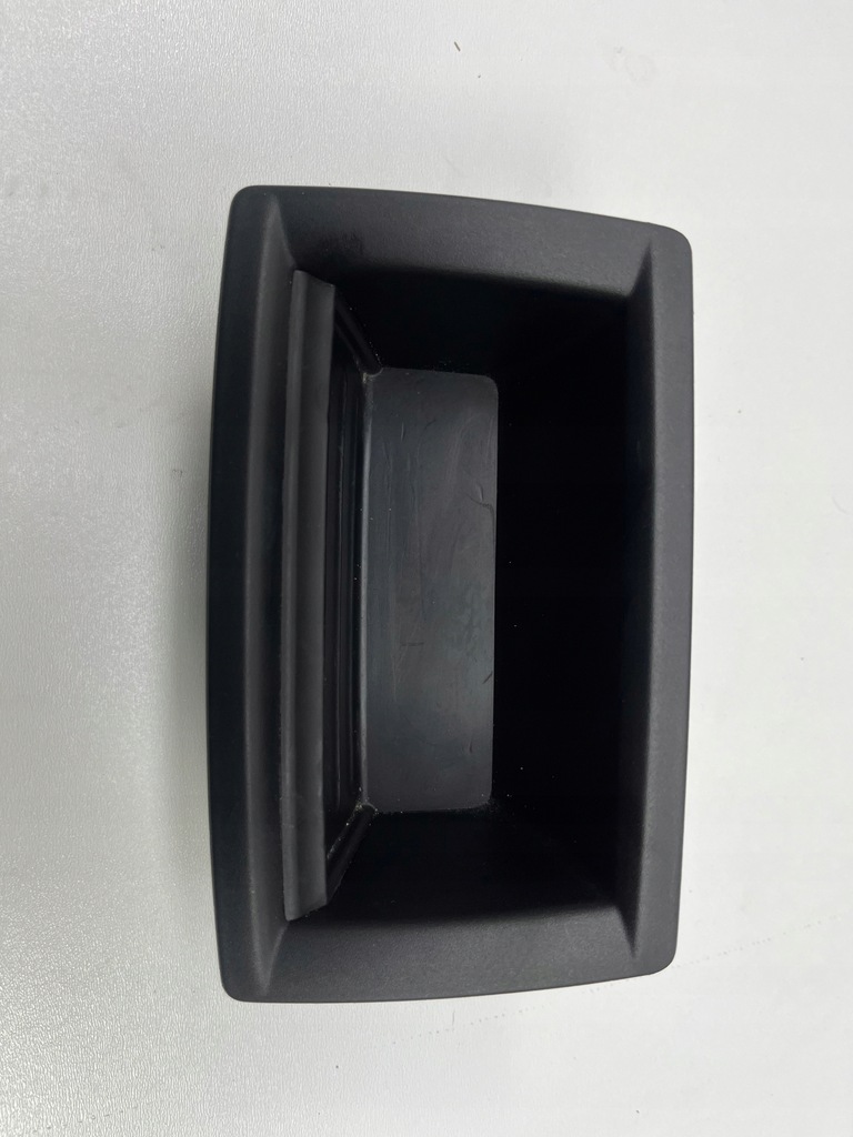 фото №1, Bmw оригинальный номер 9212487 бардачок