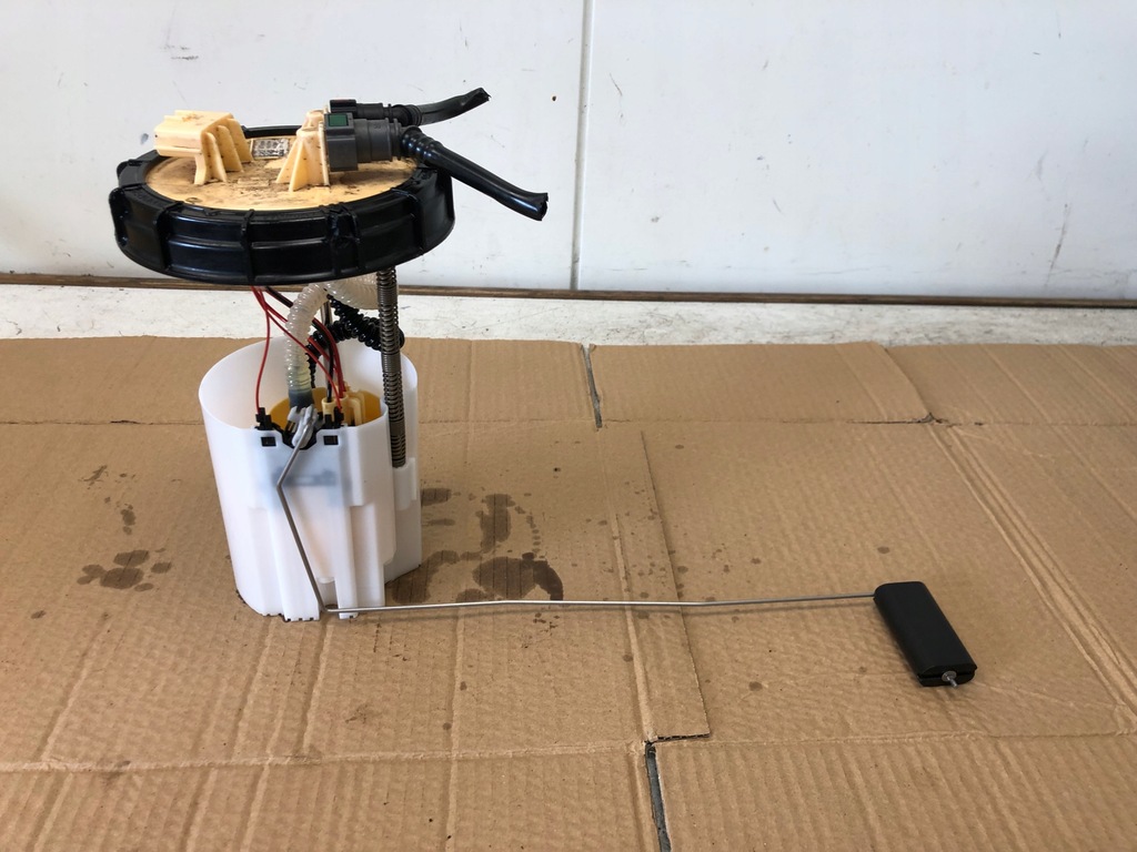 фото №4, Насос топлива renault master iii iv 172026697r