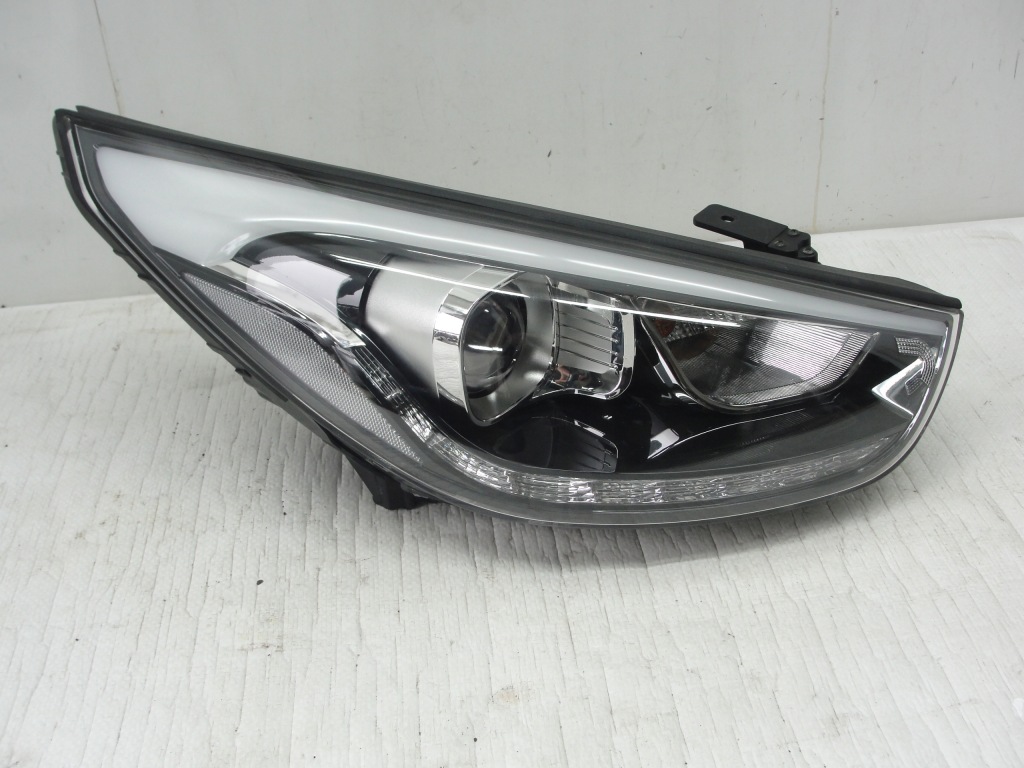 фото №1, Лампа перед правая hyundai ix35 lift 2013-17 92102-2sxxx
