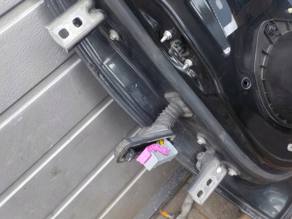 фото №9, Дверь правое передние, opel zafira c 2013r 110 km 2.0 d