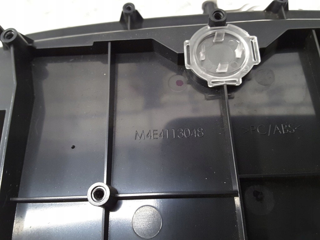 Бардачок консоли центральной cadillac ats m4e4113048 с Разборки