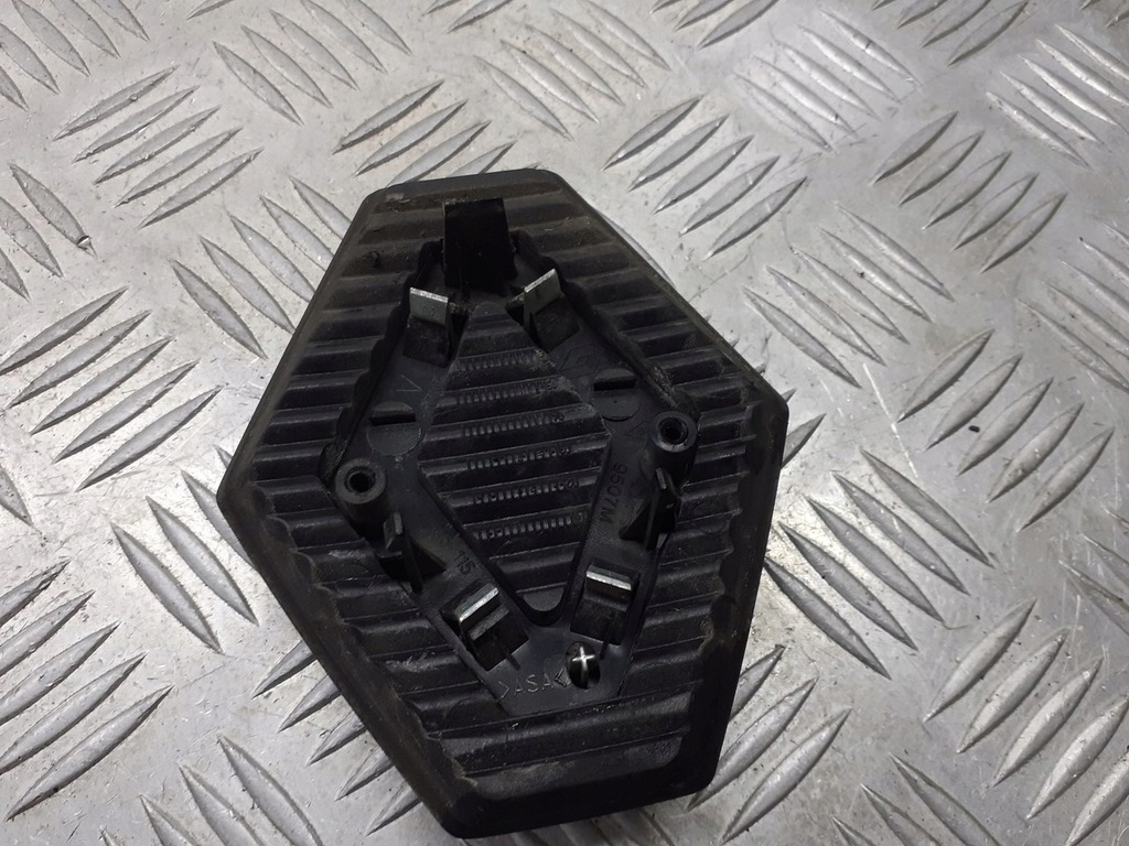 фото №3, Значок емблема renault scenic ii 1.6 8200115115