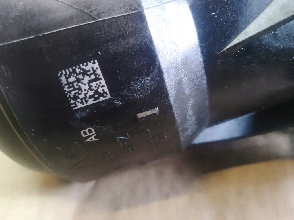 фото №5, Основание фильтра масла audi a6 c8 2.0tdi