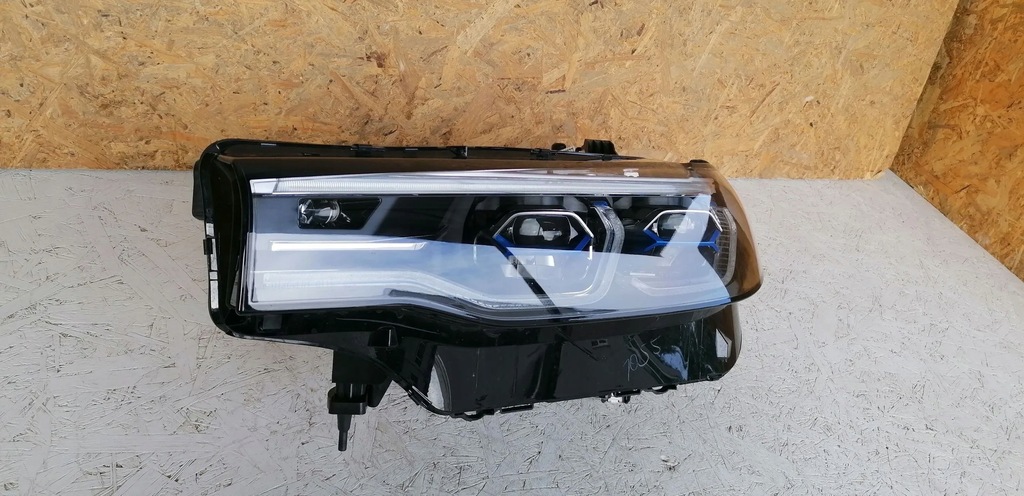 фото №9, Bmw x7 g07 2020 лампы передние