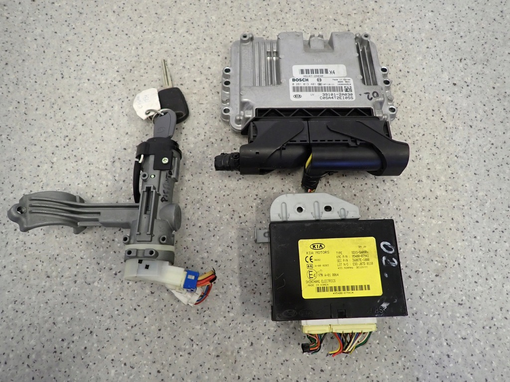 фото №1, Kia picanto 04- набор стартовый бортовой компьютер замок зажигания