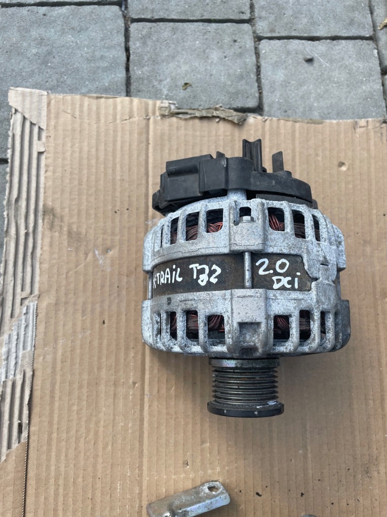 фото №1, Nissan x-trail t32 lift 2.0 dci генератор