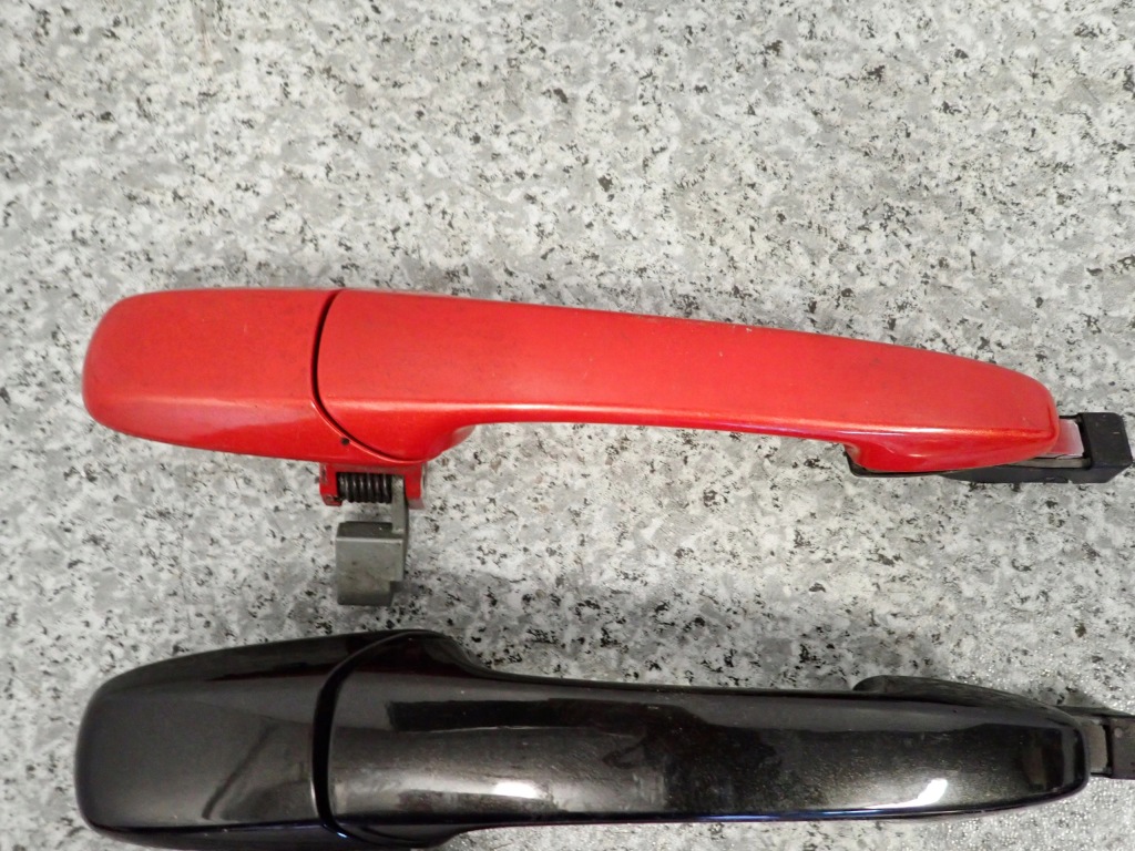 фото №2, Mazda5 mazda 5 i 05- ручка задня права