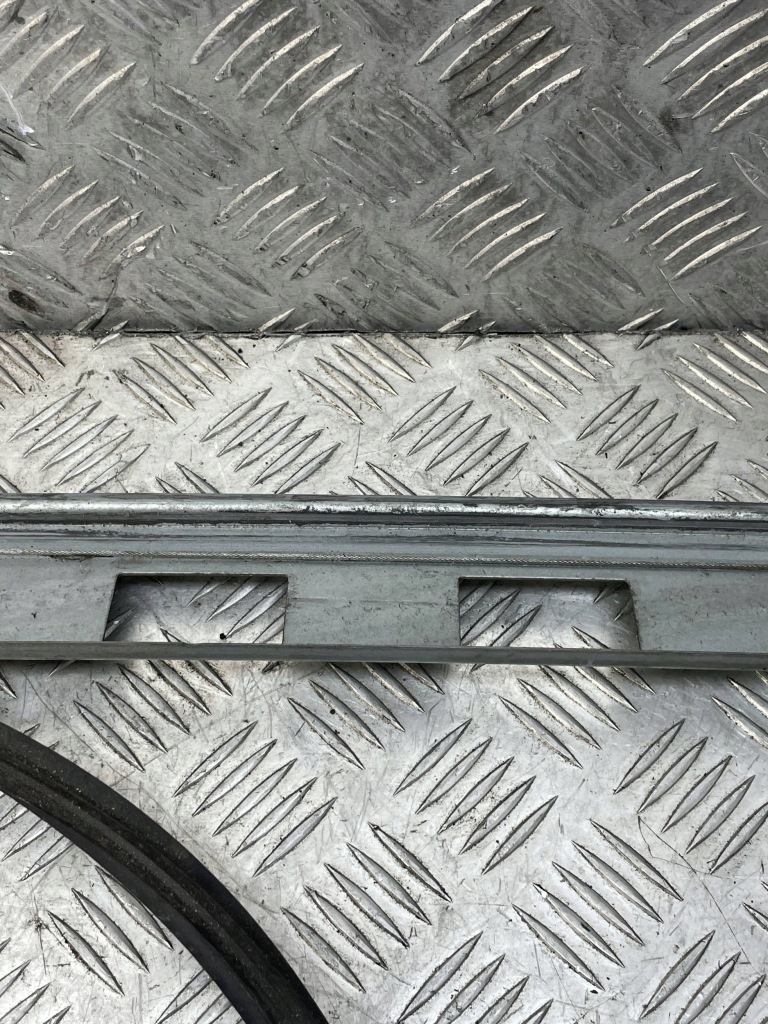 Renault оригінальний номер 128001032 master 3 моторчик механізм підйомник вікон Зі Шроту