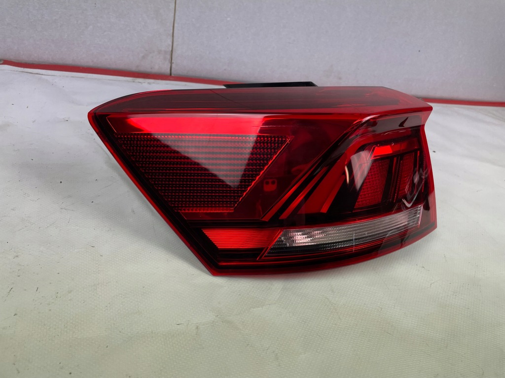 фото №3, Vw t-roc ліва лампа задня задня led 2019r