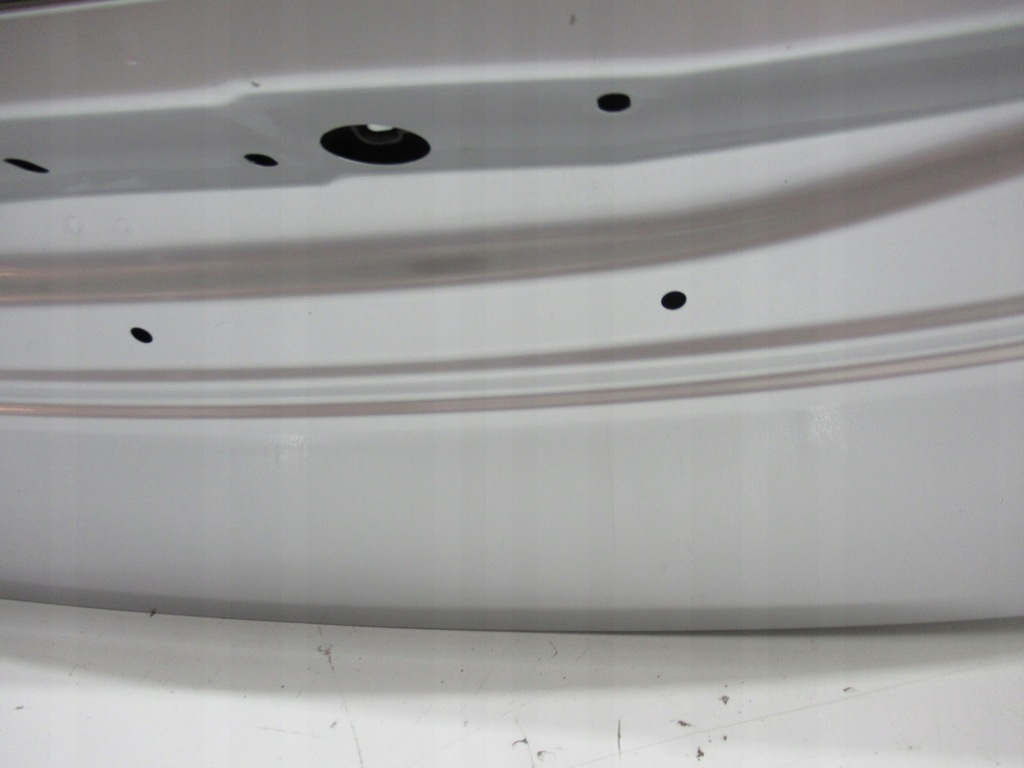 фото №8, Volvo v40 крышка багажника задняя задняя багажника