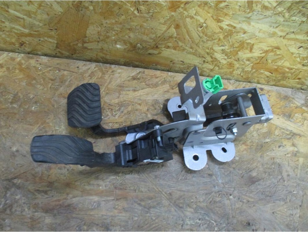 фото №2, Педаль педали автоматическая коробка передач renault megane iv 1.2 tce