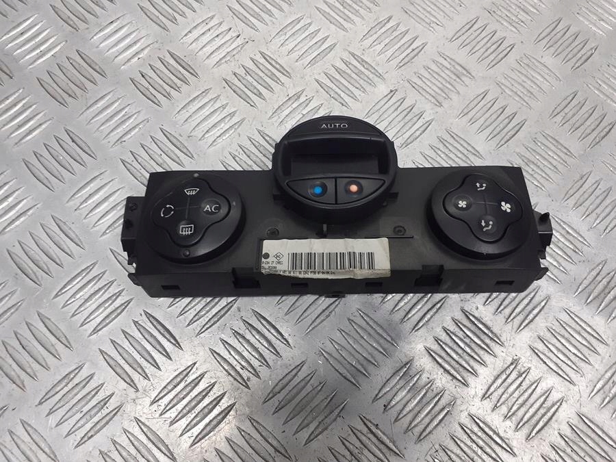 фото №1, Панель обдув кондиционера renault megane ii