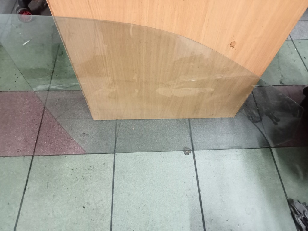 фото №1, Skoda octavia 1 i 96- стекло правая перед ...0