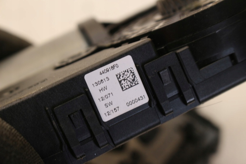 фото №7, Моторчик люк комплект 1769064100 mercedes w176