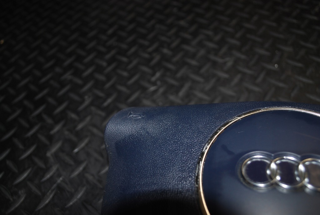 фото №5, Подушка подушка безопасности руля audi a4 b6 8e0880201aa