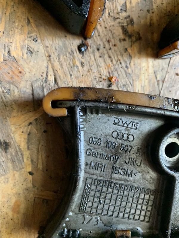 фото №2, Грм audi a6 3.0 tdi напрямна направляюча розподільного валу 059109507k 059109509c