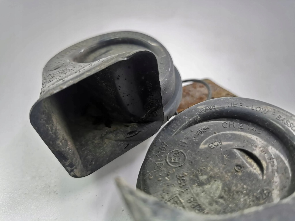 фото №8, Chrysler voyager 2007 комплект клаксон