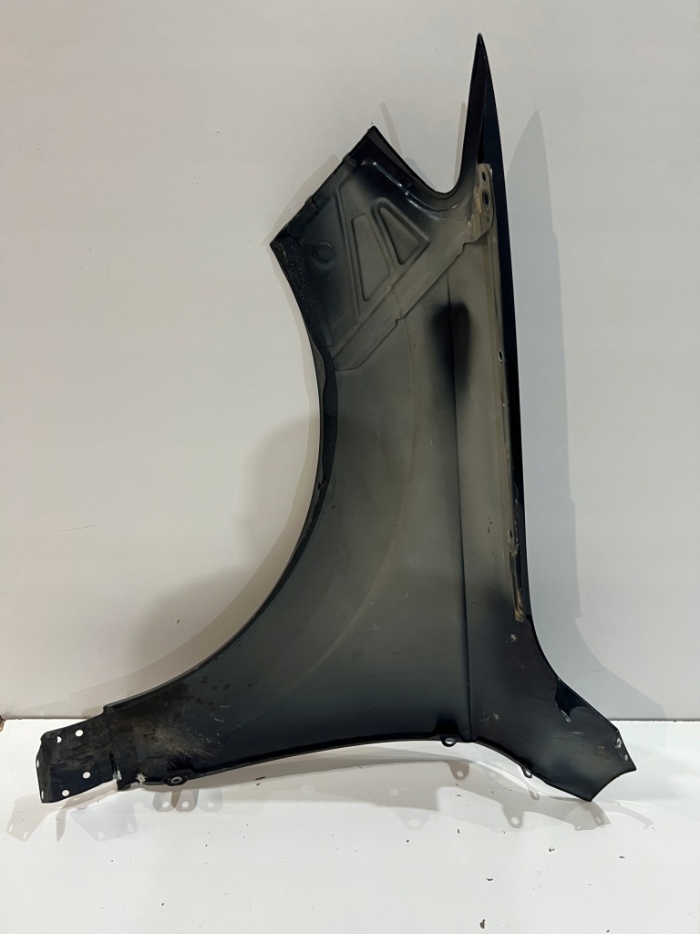 Крыло  правый  передний перед audi q7 4l 4l0 дорестайлинг  рестайлинг  05-14r в Украине