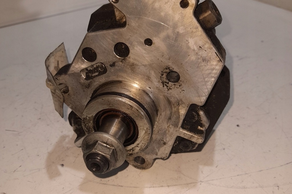 фото №1, Насос топлива renault master ii фургон fd h8200041766 2.5l дизель 84kw