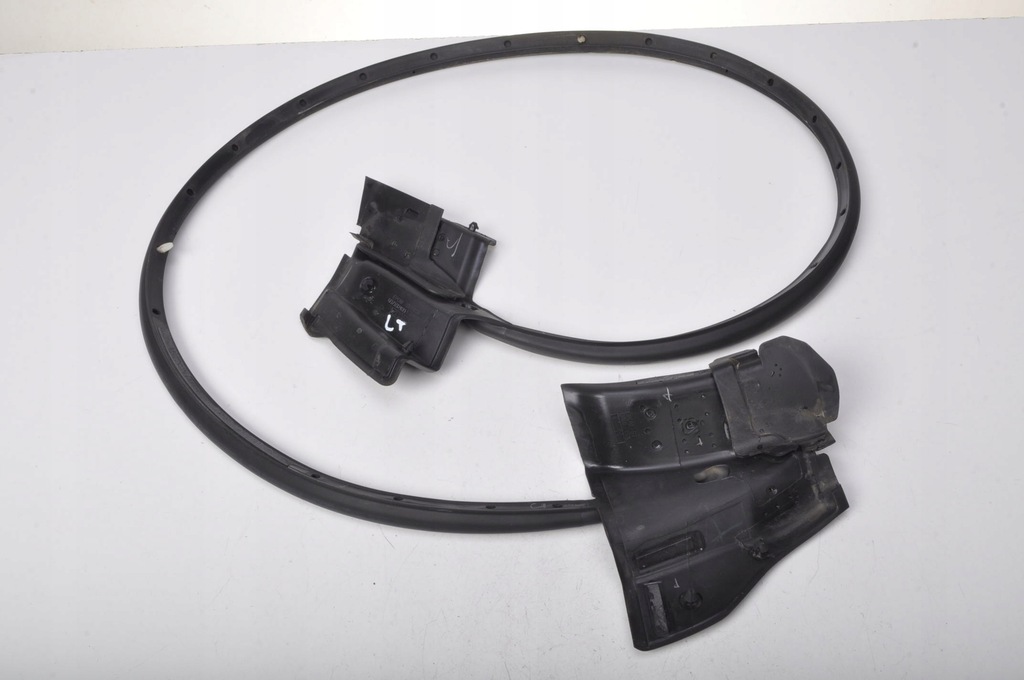 фото №6, Maserati levante sq4 прокладка двері лівий задня 19r