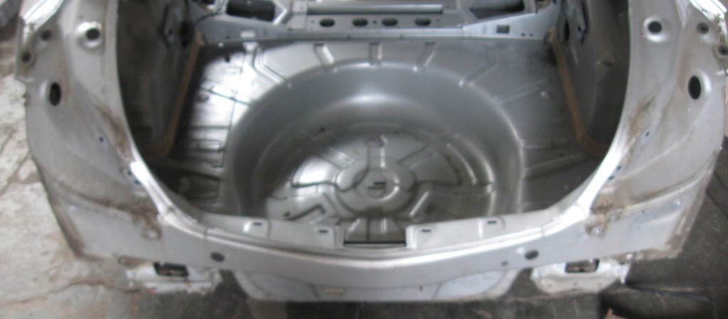 фото №1, Чверть pas поперечина задня заднього opel insignia hb 5d