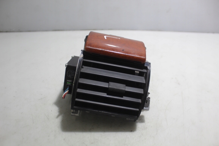 фото №1, Решётка обдув левая volkswagen phaeton