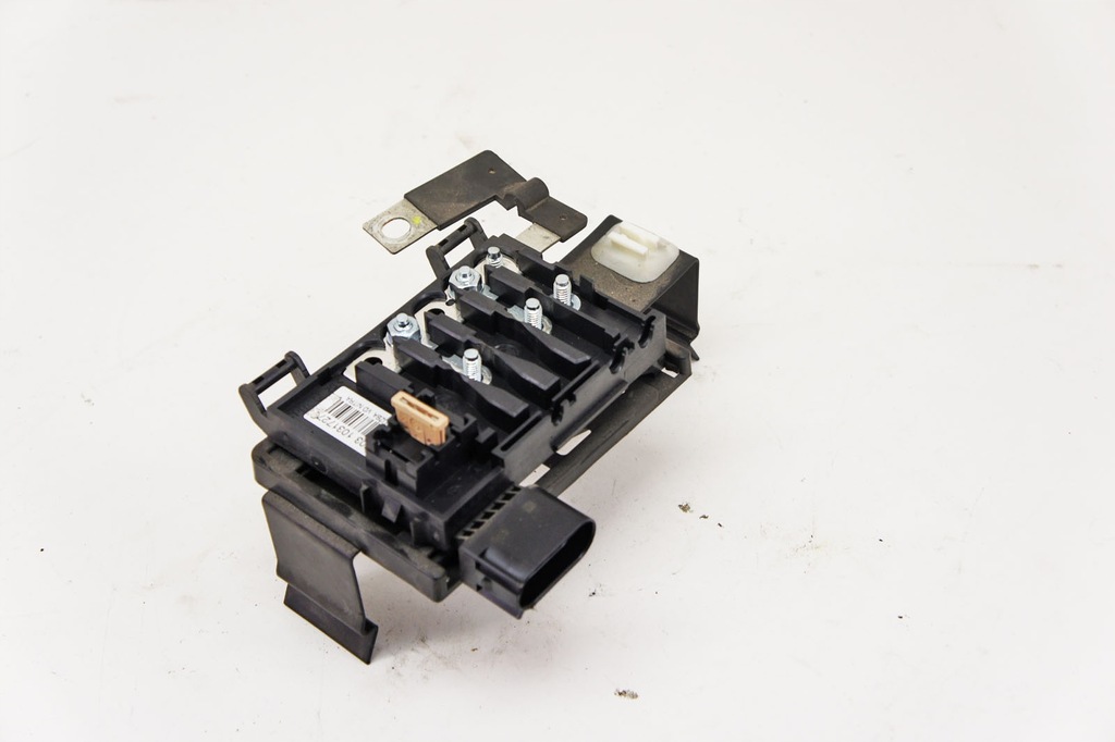 фото №1, Ir143 bentley flying spur i розподільник струму