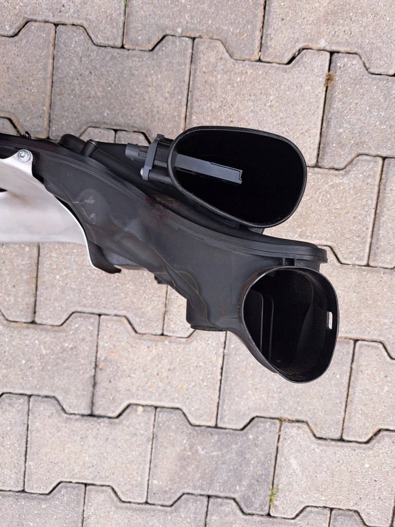 фото №14, G11 g20 g30 корпус фільтра канали повітря 8622618 комплект