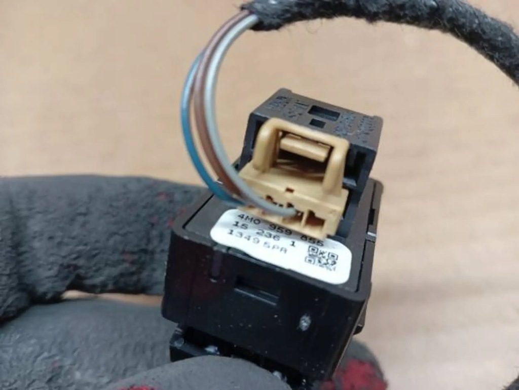 фото №9, Кнопка переключатель стекло audi a5 a4 q5 q7 4m0959855