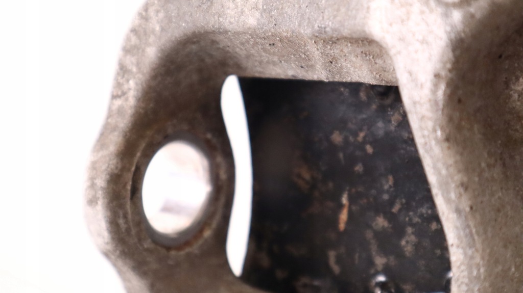 фото №7, Maserati ghibli 3.0 d 14- ступица поворотный кулак левая перед 670001805