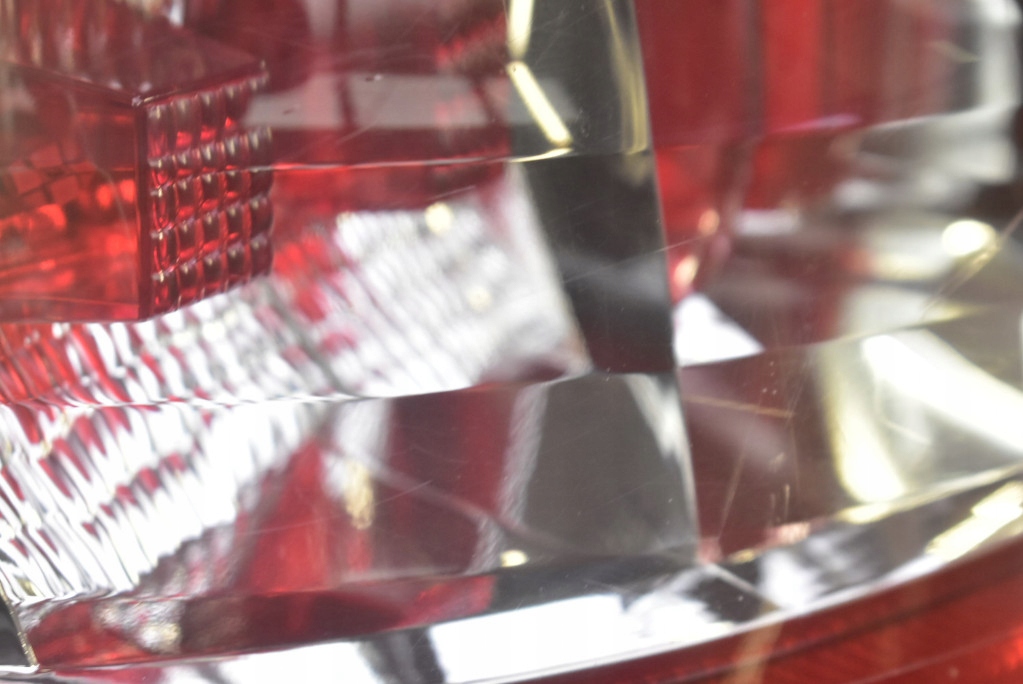 фото №16, Лампа левая задняя задняя 47-14l toyota prius 2 ii xw20 03-11