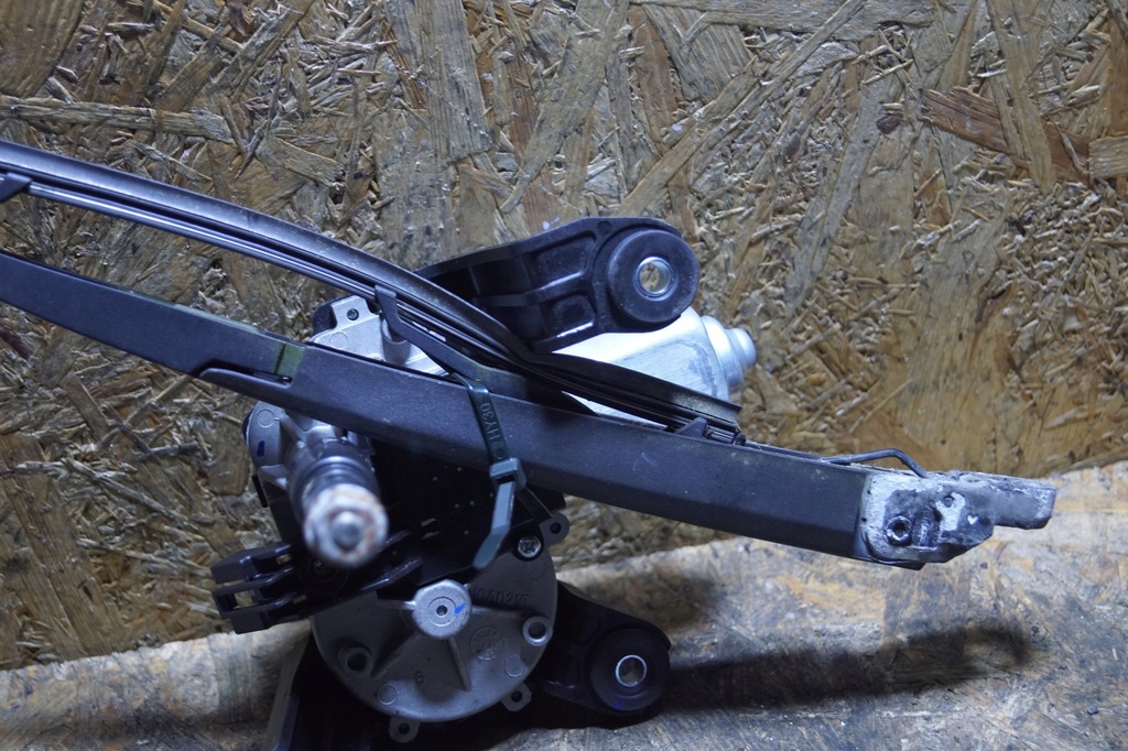 фото №8, Opel astra j моторчик дворники задняя + рычаг