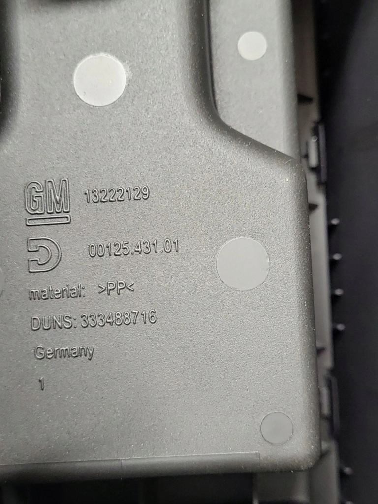 Купити Панель  середня opel insignia a 13222129