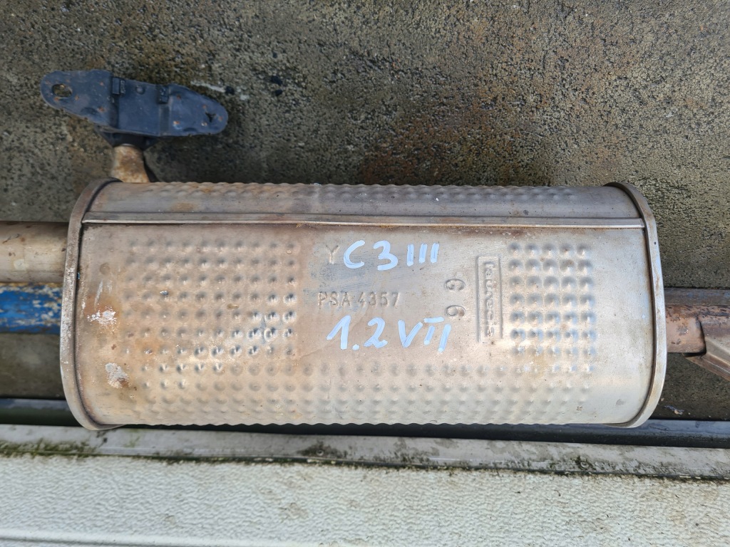 Citroen c3 iii 1.2 vti труба выхлопная гаситель psa4357 Доставка