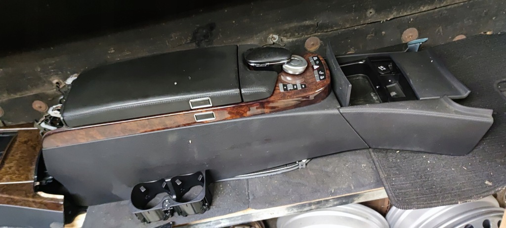 фото №10, Mercedes w221 підлокітник передній чорний