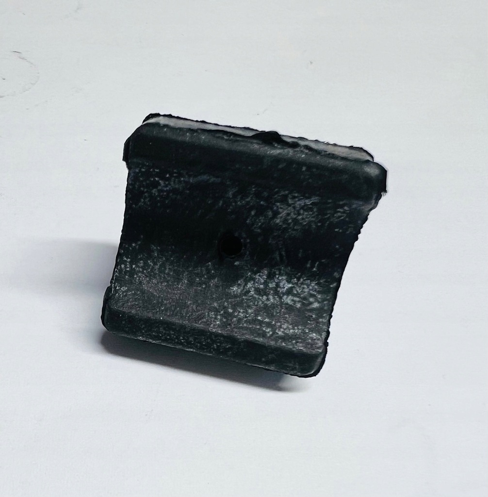 фото №6, Бампер сидіння, відбійник гумовий напрямна сидіння fiat cinquecento seicento