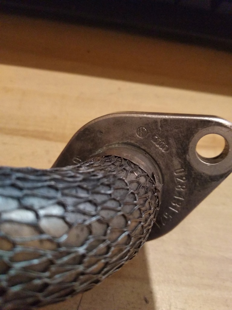 фото №5, Audi vw 1,9tdi шланг трубка egr 028131521ag