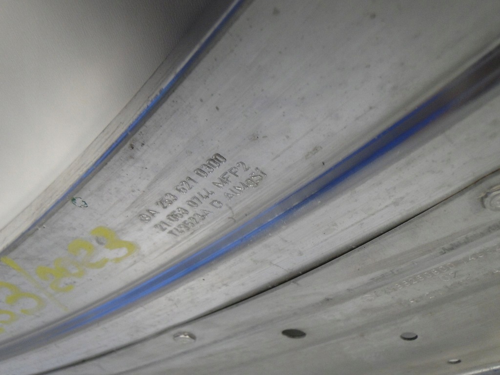 фото №8, Mercedes glc 253 w253 pas передний góry усилитель