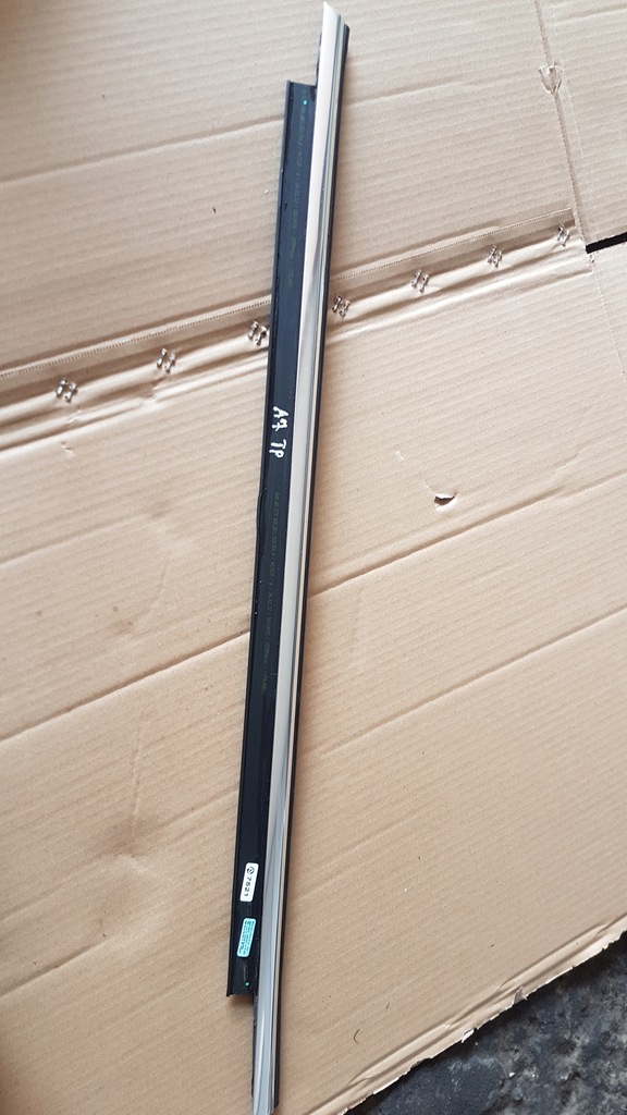 фото №1, Молдинг ущільнювач двері правий задня a7 4g8853764b