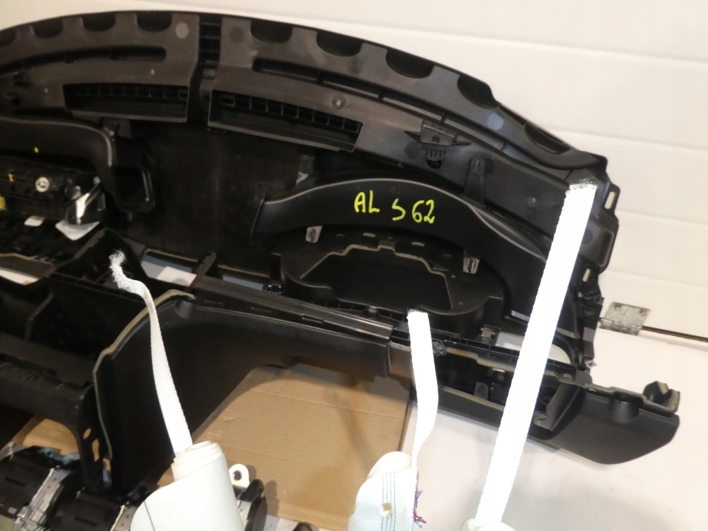 фото №16, Skoda superb ii lift приборная панель консоль подушка безопасности шторки безопасности ремни