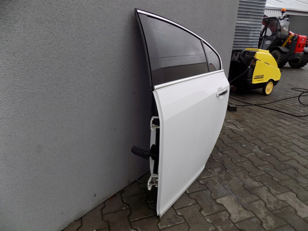 фото №2, Opel insignia sedan двері задня ліва