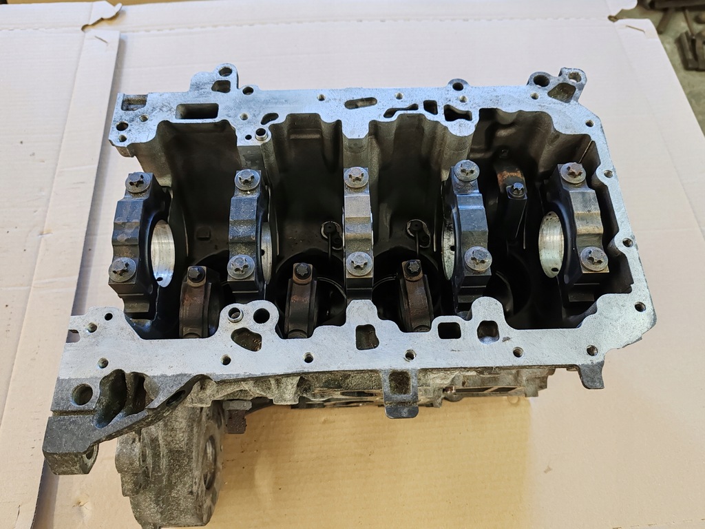 фото №4, Mini r56 1,6 disel блок з tłokami n47c16a