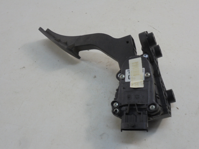 Купить Hyundai i30 1 fd потенциометр газа