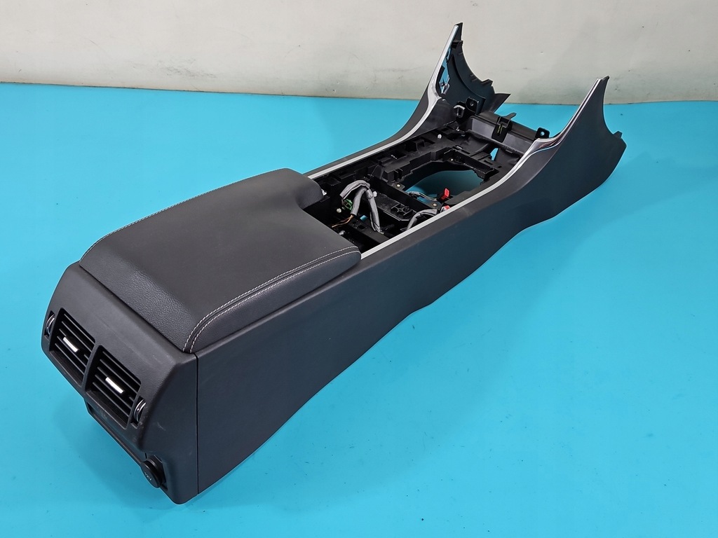 фото №13, Молдинг порог правая порог накладка jaguar xe x760