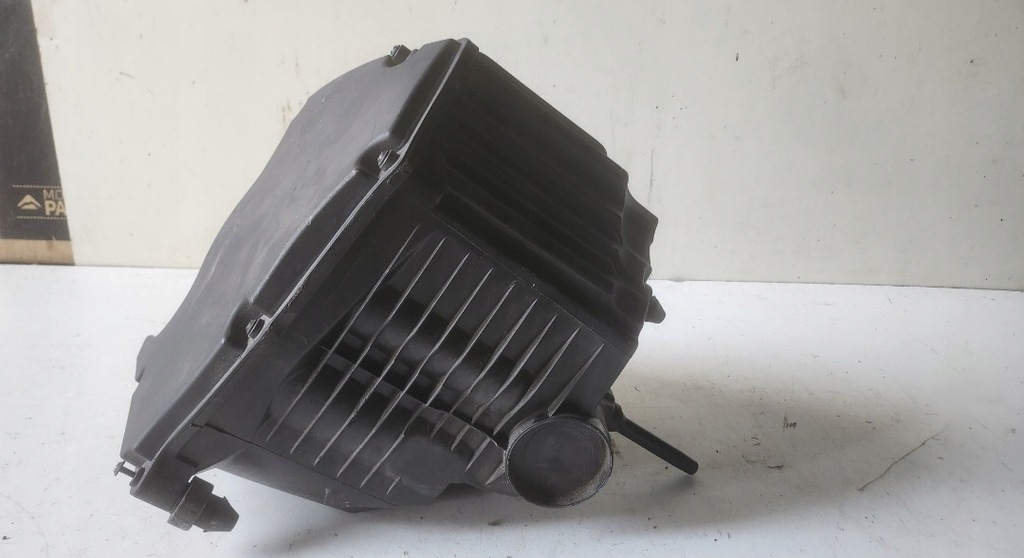 фото №5, Audi a4 a5 b9 8w0 8w0133835p корпус фильтра воздуха 2.0 tdi super состояние