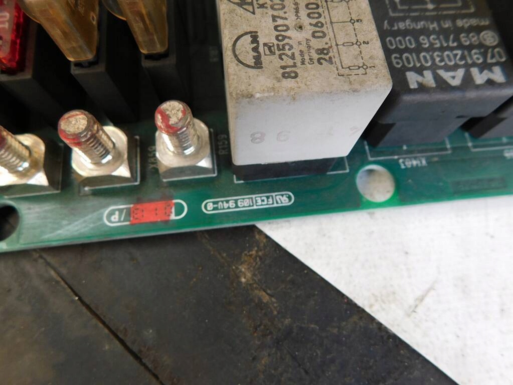 фото №11, Man ng 363 a 23 360km коробка предохранителей