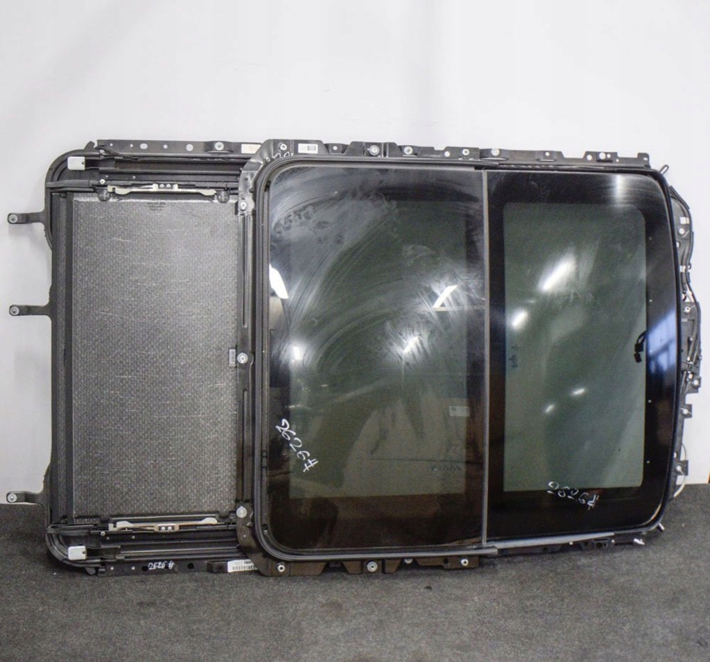 фото №1, Bmw x3 f25 2017 люк комплект